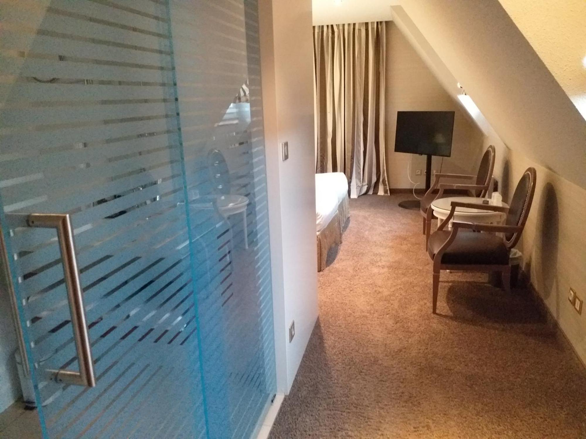 Logis Hotel Le Parc & Spa Saint-Hippolyte  Εξωτερικό φωτογραφία