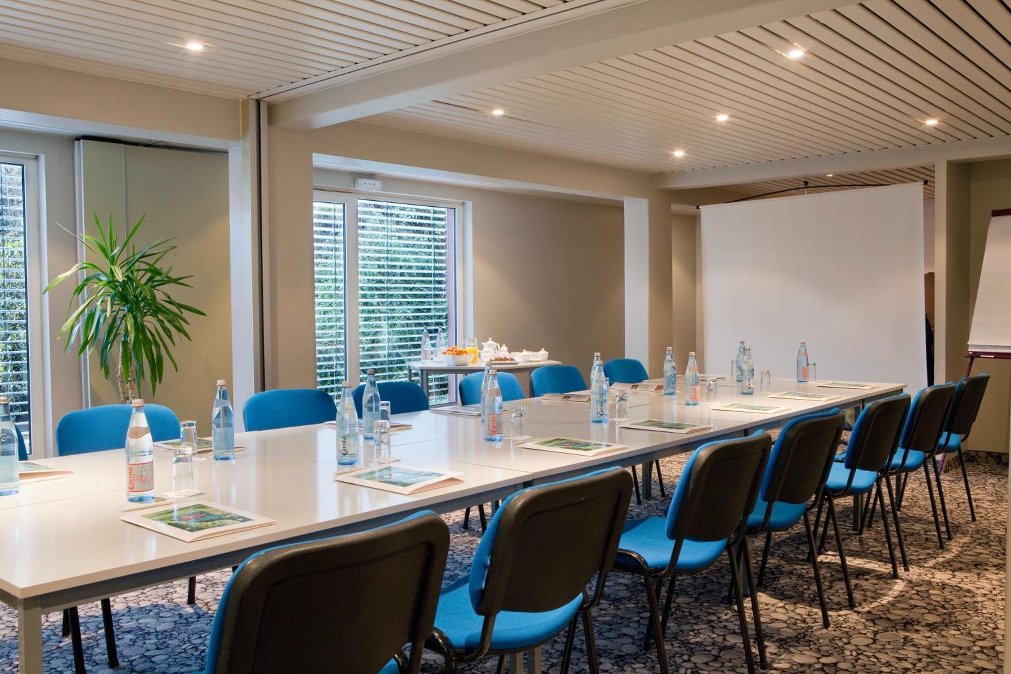 Logis Hotel Le Parc & Spa Saint-Hippolyte  Εξωτερικό φωτογραφία